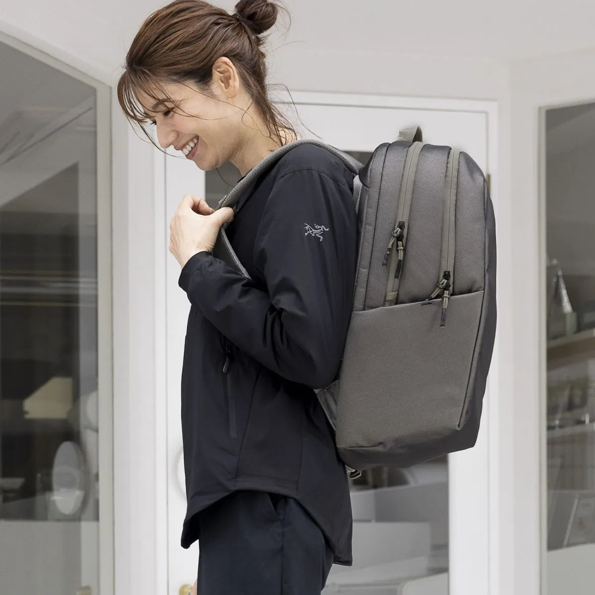 https://thulestore.co.za/api/catalog/product/1/4/1455158.jpg