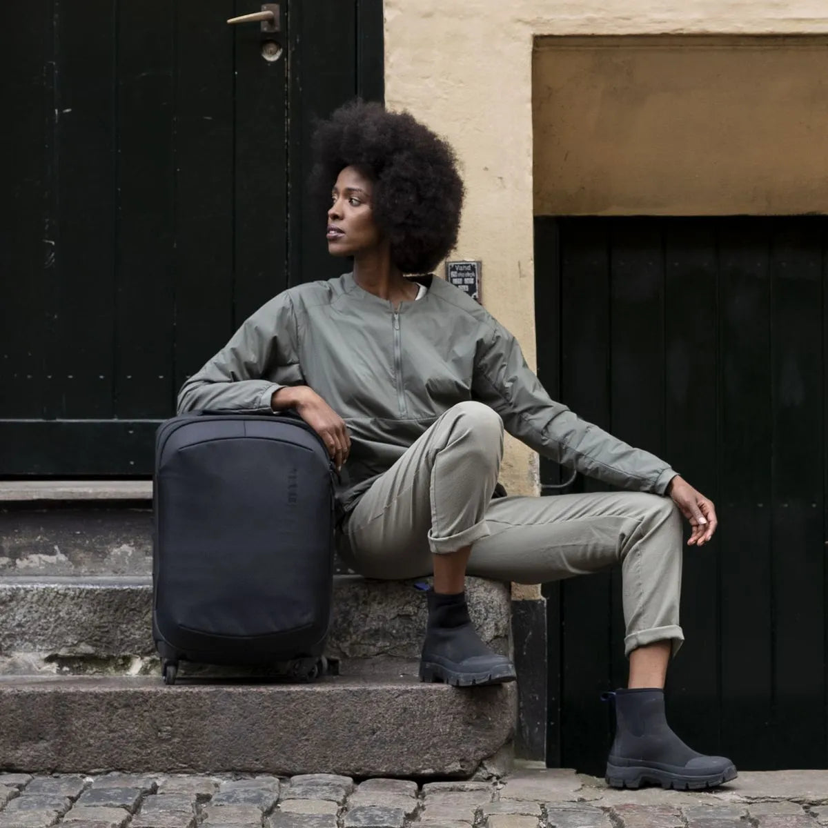 https://thulestore.co.za/api/catalog/product/1/4/1455993_1.jpg?width=1200&height=1200&store=default&image-type=image