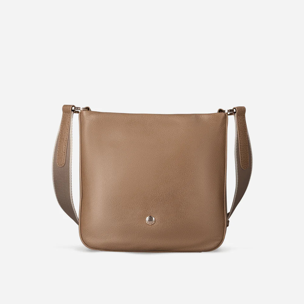 Jekyll & Hide Geneva Leather Crossbody Bag
