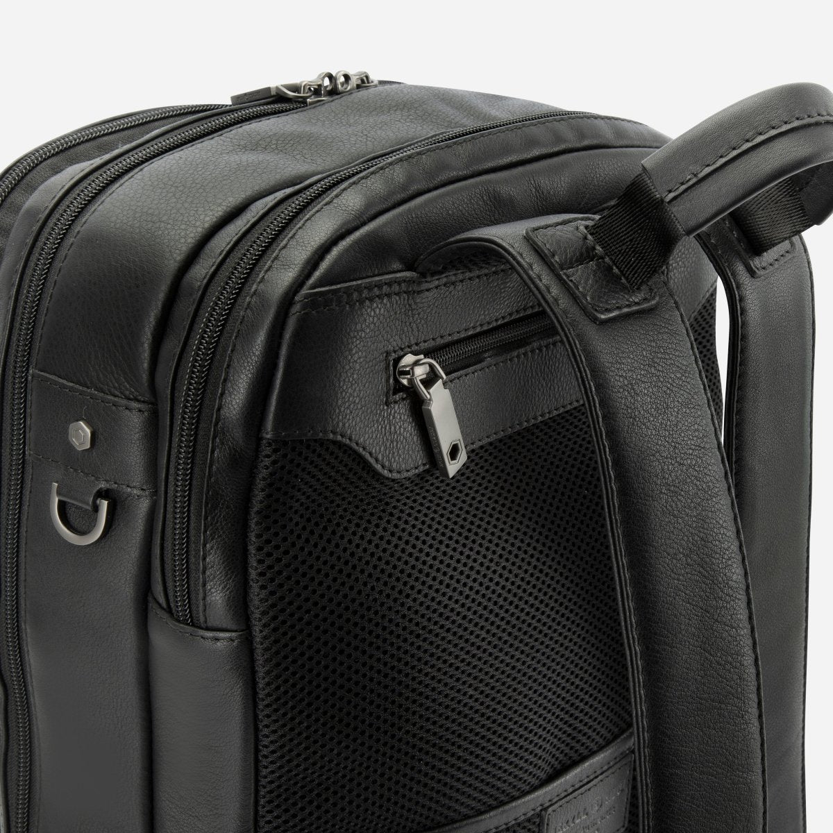 https://cdn.shopify.com/s/files/1/0855/2288/files/3672BLACK_005_dpux6d.jpg?v=1777072148