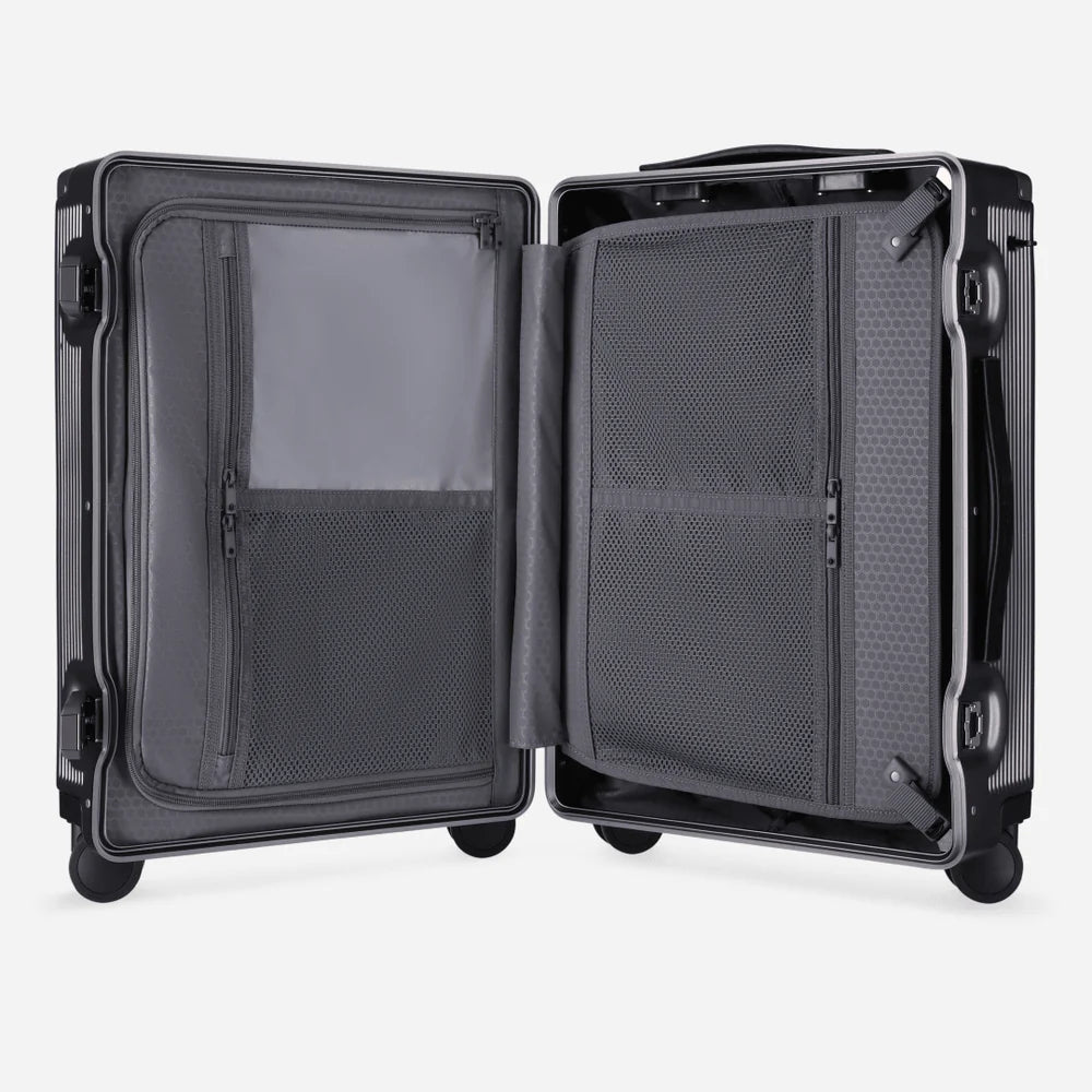 Jekyll and Hide Cabin Trolley 55cm (44 L) | Black