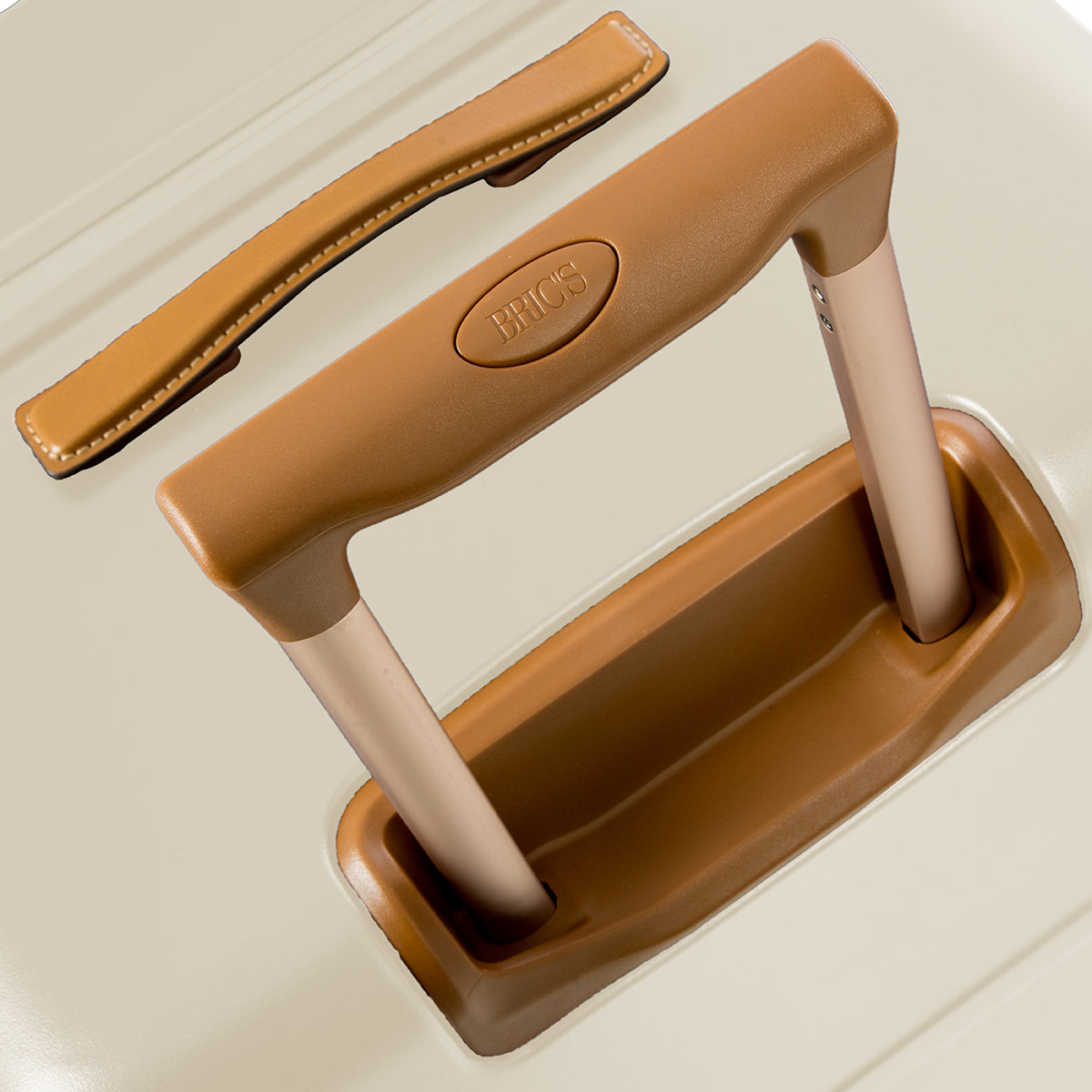 Bric's Bellagio 65cm Trunk Spinner  | Cream