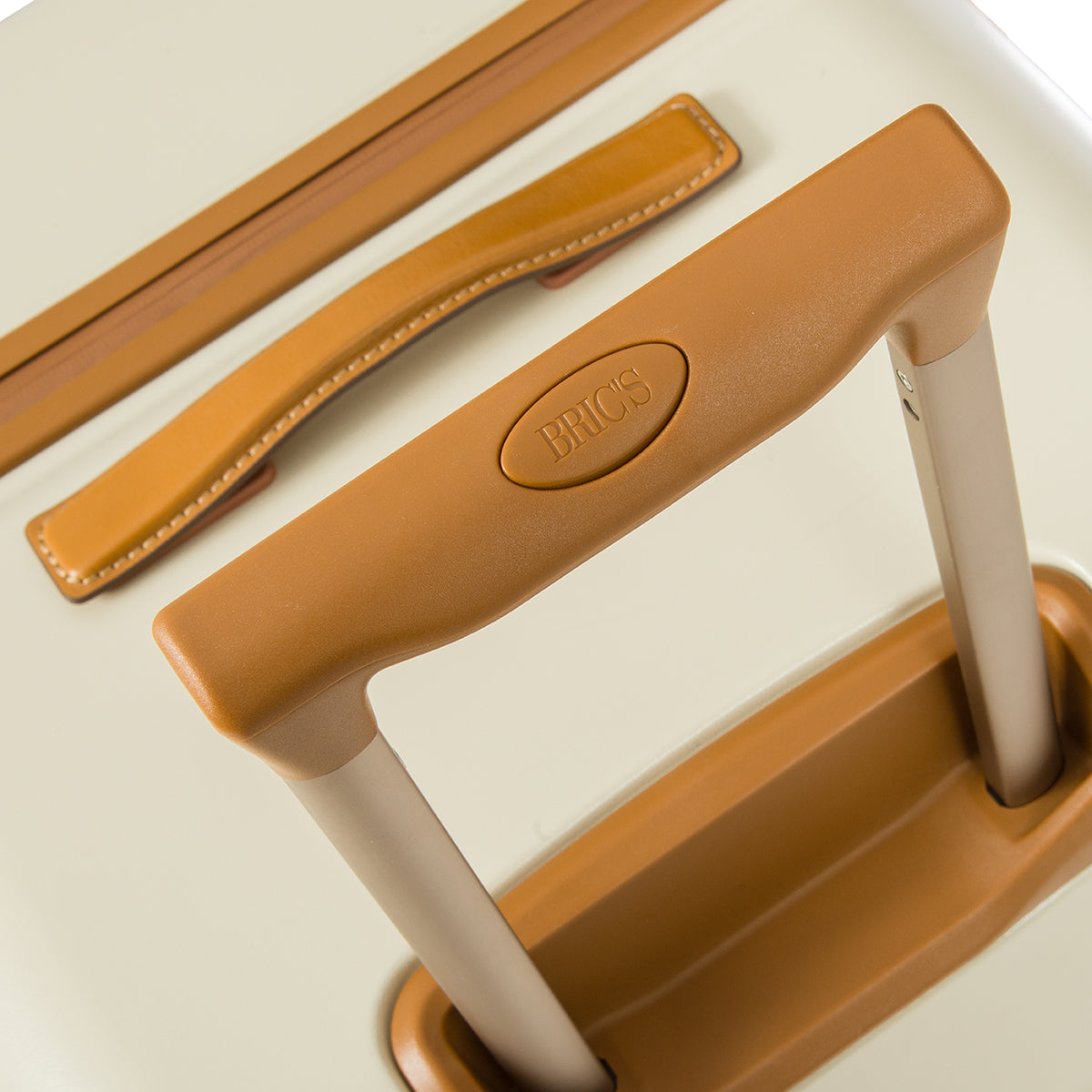 Bric's Bellagio 74cm Trunk Spinner  | Cream