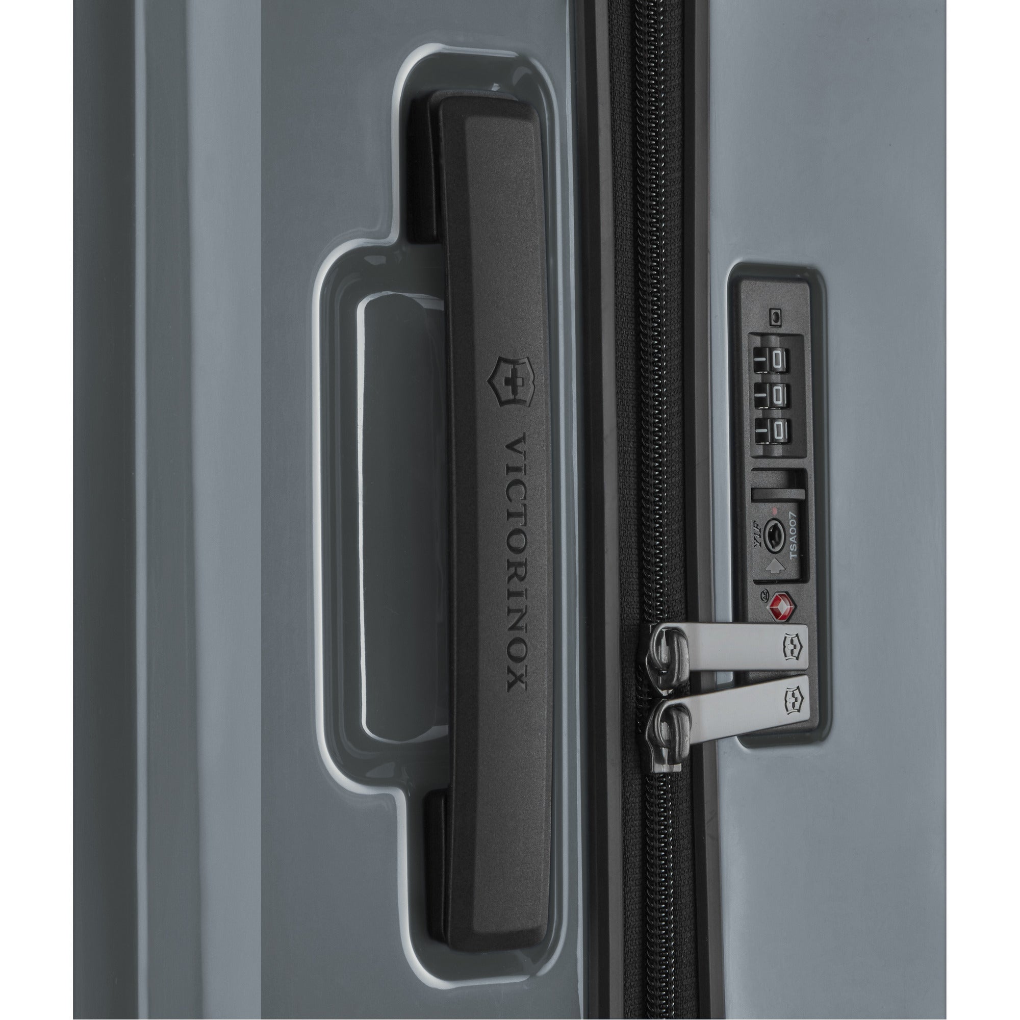 Victorinox Airox Large Hardside Case | Silver
