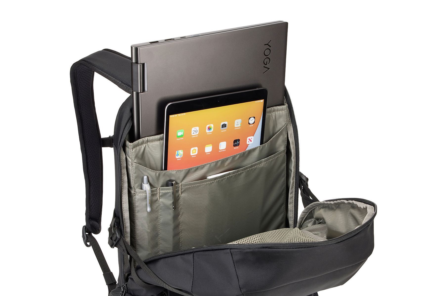 Thule EnRoute 4 Backpack 21L in Black - iBags - Luggage & Leather Bags