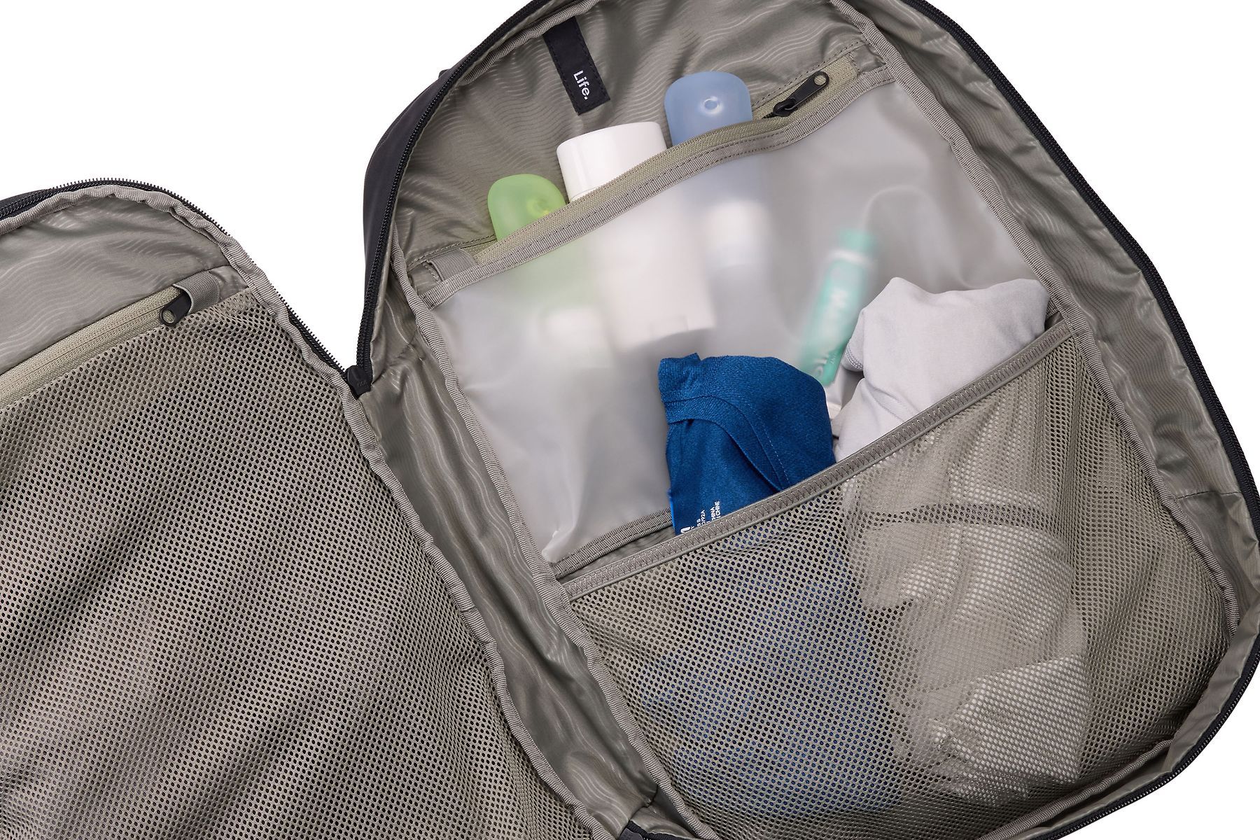 Thule EnRoute 4 Backpack 30L in Black - iBags - Luggage & Leather Bags