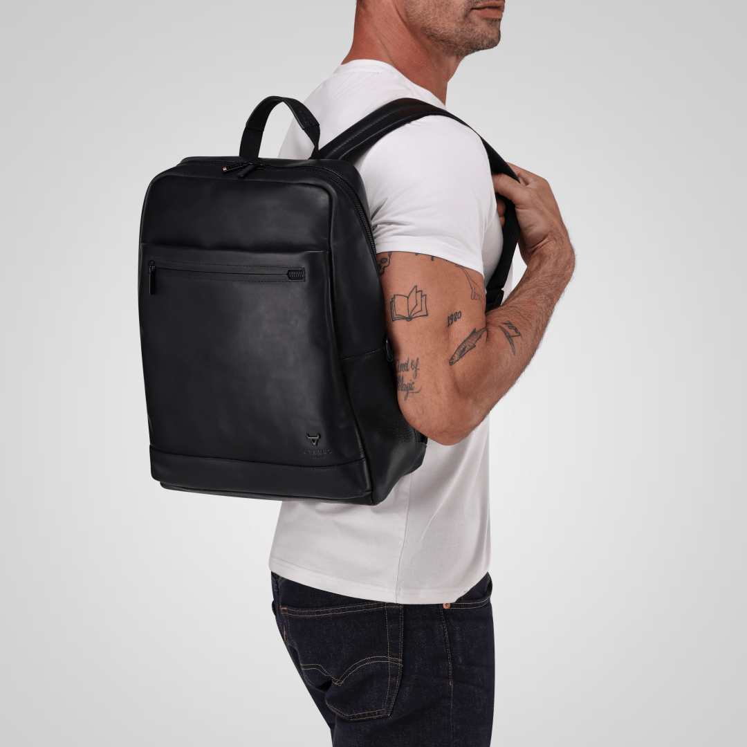 https://cdn.shopify.com/s/files/1/0965/1216/files/3416JAMBLK_006_OnBody_mewzhr.png?v=1760525789