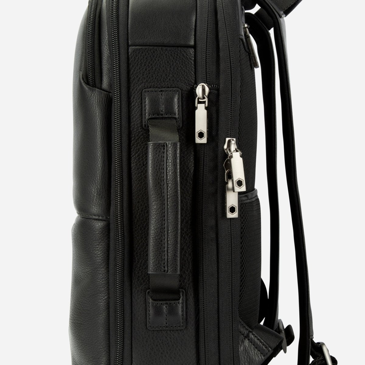 https://cdn.shopify.com/s/files/1/0855/2288/files/3677BLACK-_004_j4ekyw.jpg?v=1776978187
