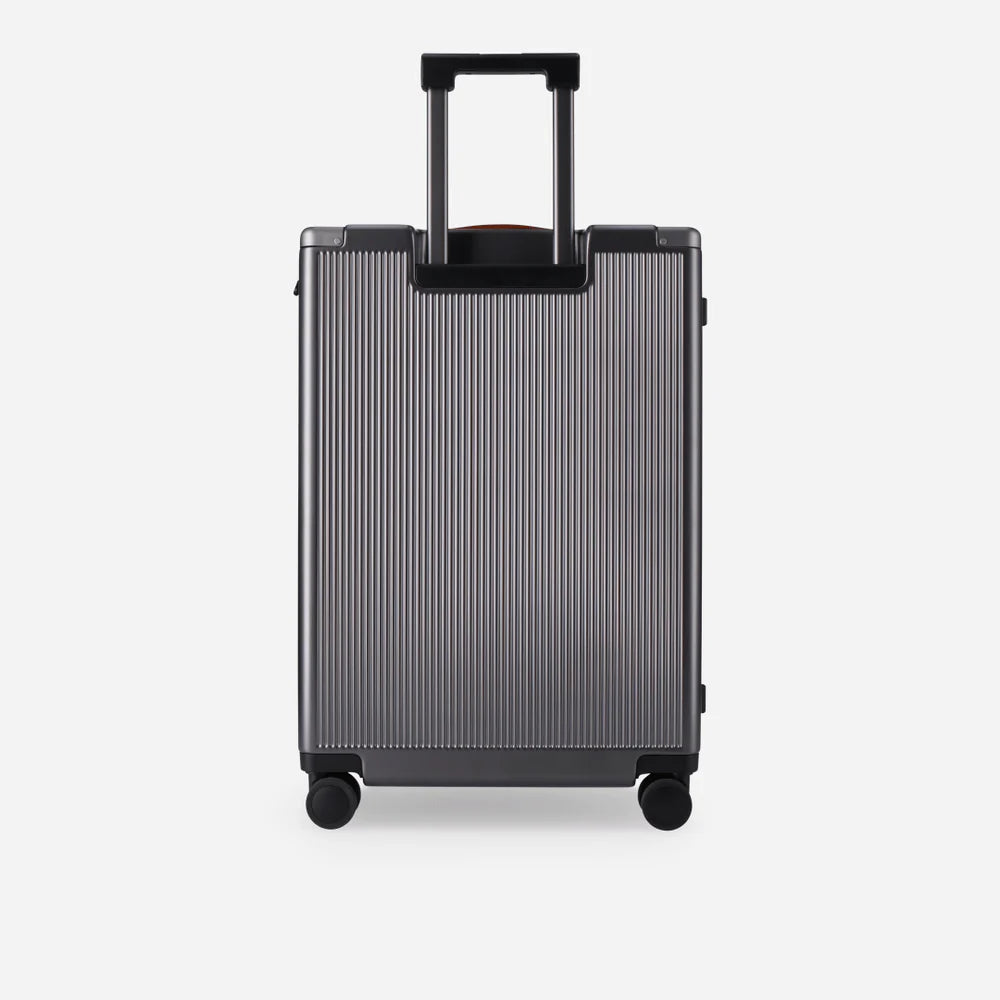 Jekyll and Hide Medium Check-In 67cm (70 L) | Colt