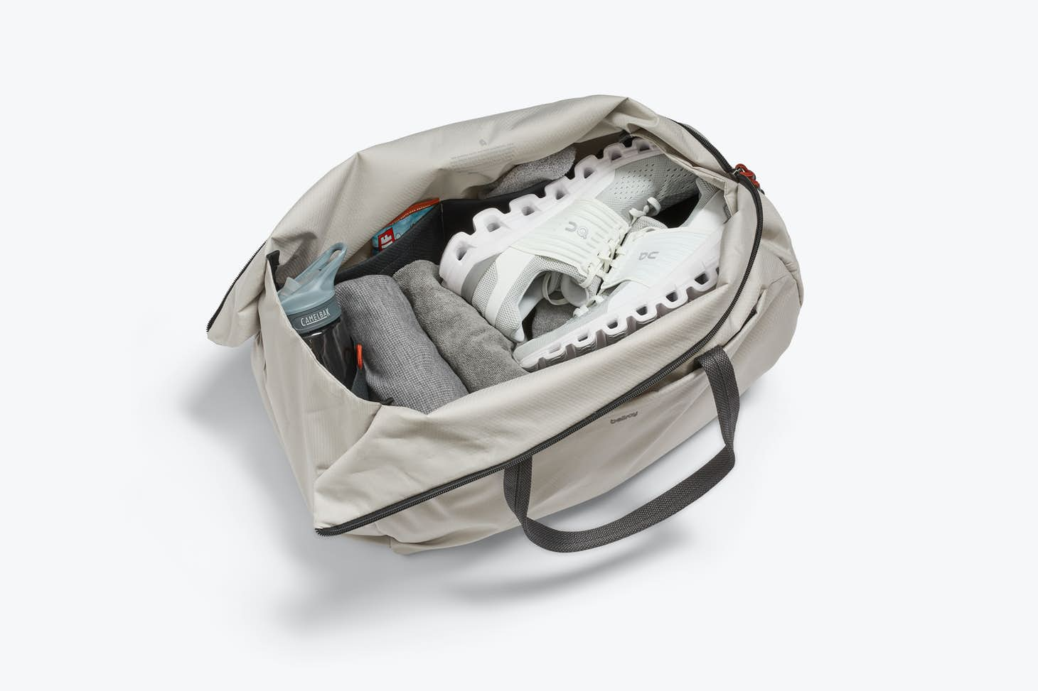 Bellroy Lite Duffel | Chalk (Leather Free) - iBags - Luggage & Leather Bags