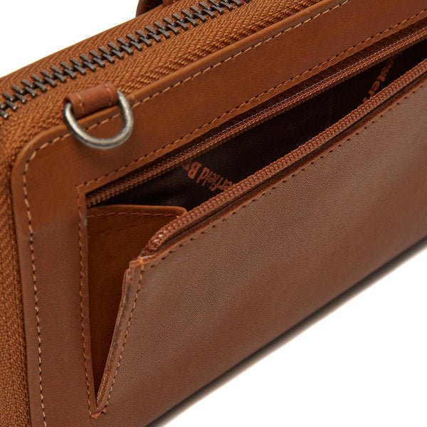 Chesterfield Phonebag Taipei | Cognac - iBags - Luggage & Leather Bags