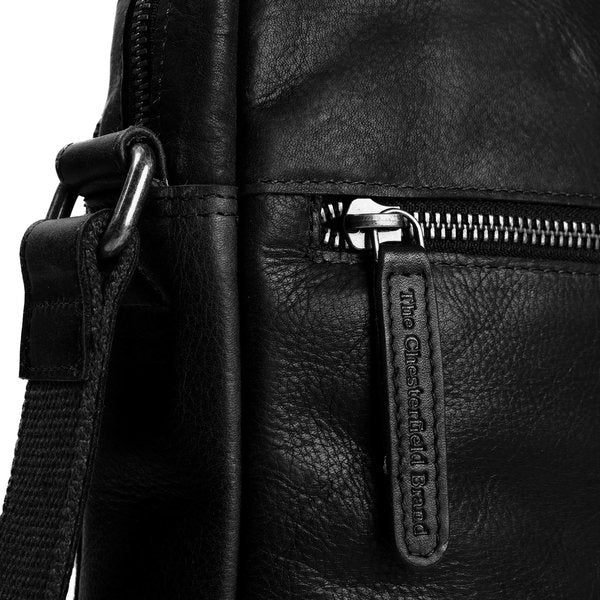 Chesterfield Shoulder Bag - Dessau | Black - iBags - Luggage & Leather Bags
