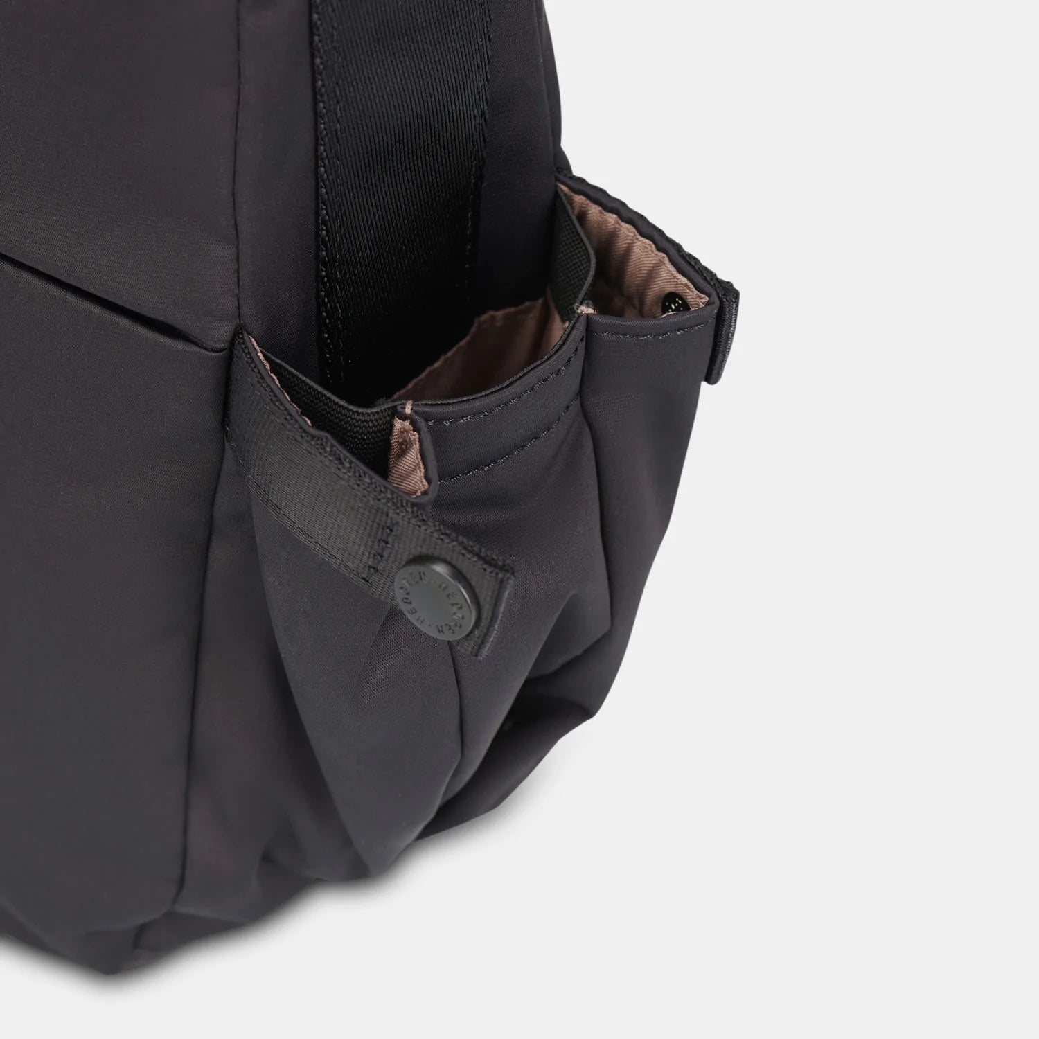 Hedgren Nova Large Crossover | Black - iBags - Luggage & Leather Bags