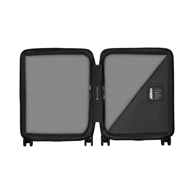 Victorinox Airox Global Hardside Carry-On | Silver - iBags - Luggage & Leather Bags
