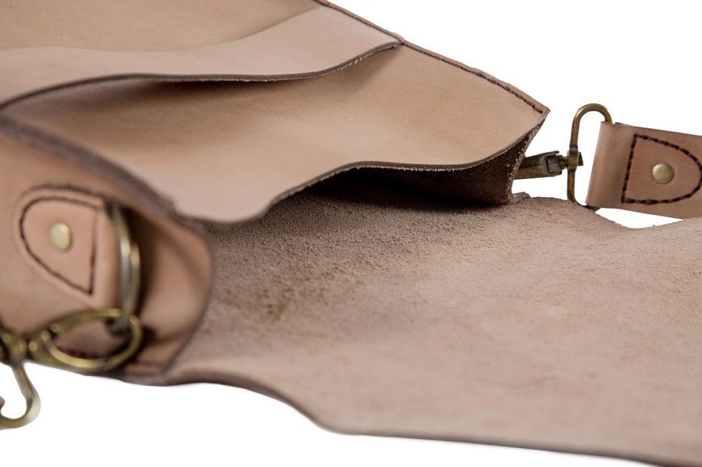 Yuppie Saddle Bag (Tablet Bag) - iBags - Luggage & Leather Bags